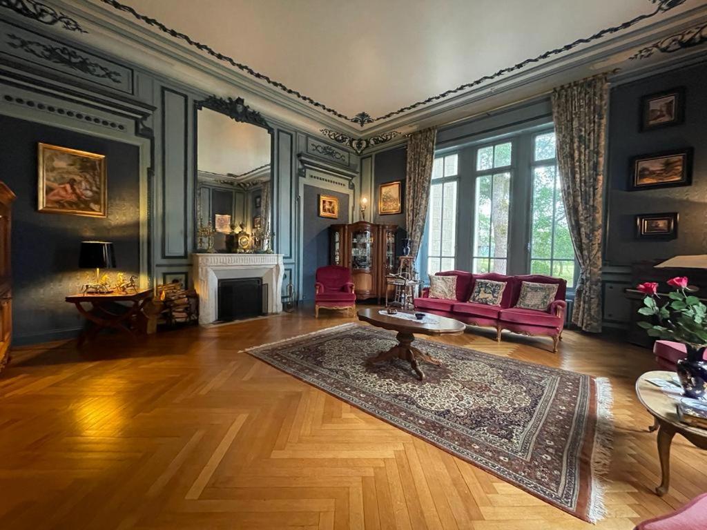 Chateau Maleplane Bed and Breakfast Saint-Léonard-de-Noblat Eksteriør billede