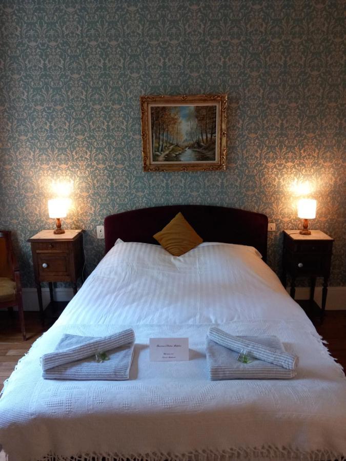 Chateau Maleplane Bed and Breakfast Saint-Léonard-de-Noblat Eksteriør billede